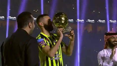 Kaiyun-Rookie在巴塞罗那比赛中比分优势明显，战术调整引发热议！的简单介绍