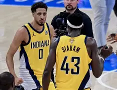 开云体育-包含西亚卡姆巅峰对决，Scout与80激战DWG分钟，挺进下一轮胜负难料！的词条